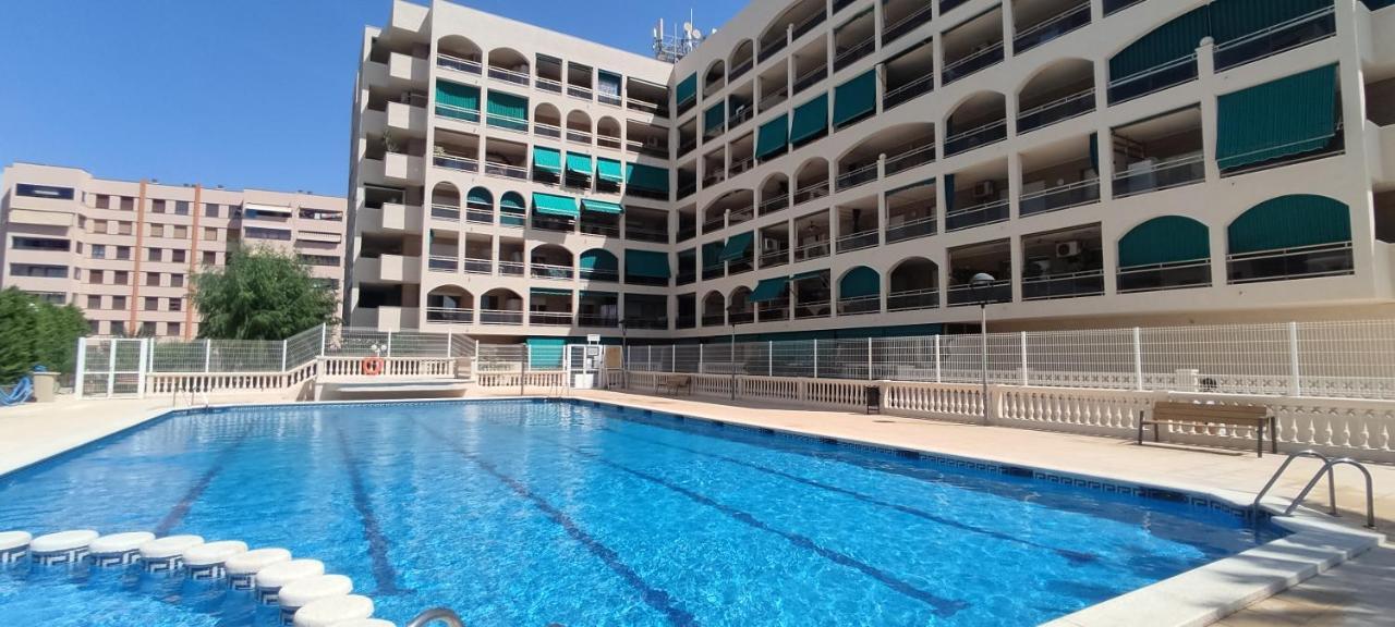 Vacaciones En Pineda Con 2 Piscinas, Playa A 5 Min Apartment La Pineda
